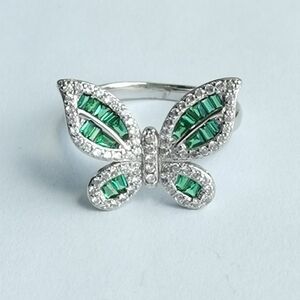 Butterfly Diopside CZ Ring size 8 🆕